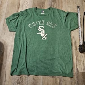 NWOT Green White Sox T-shirt XL unisex